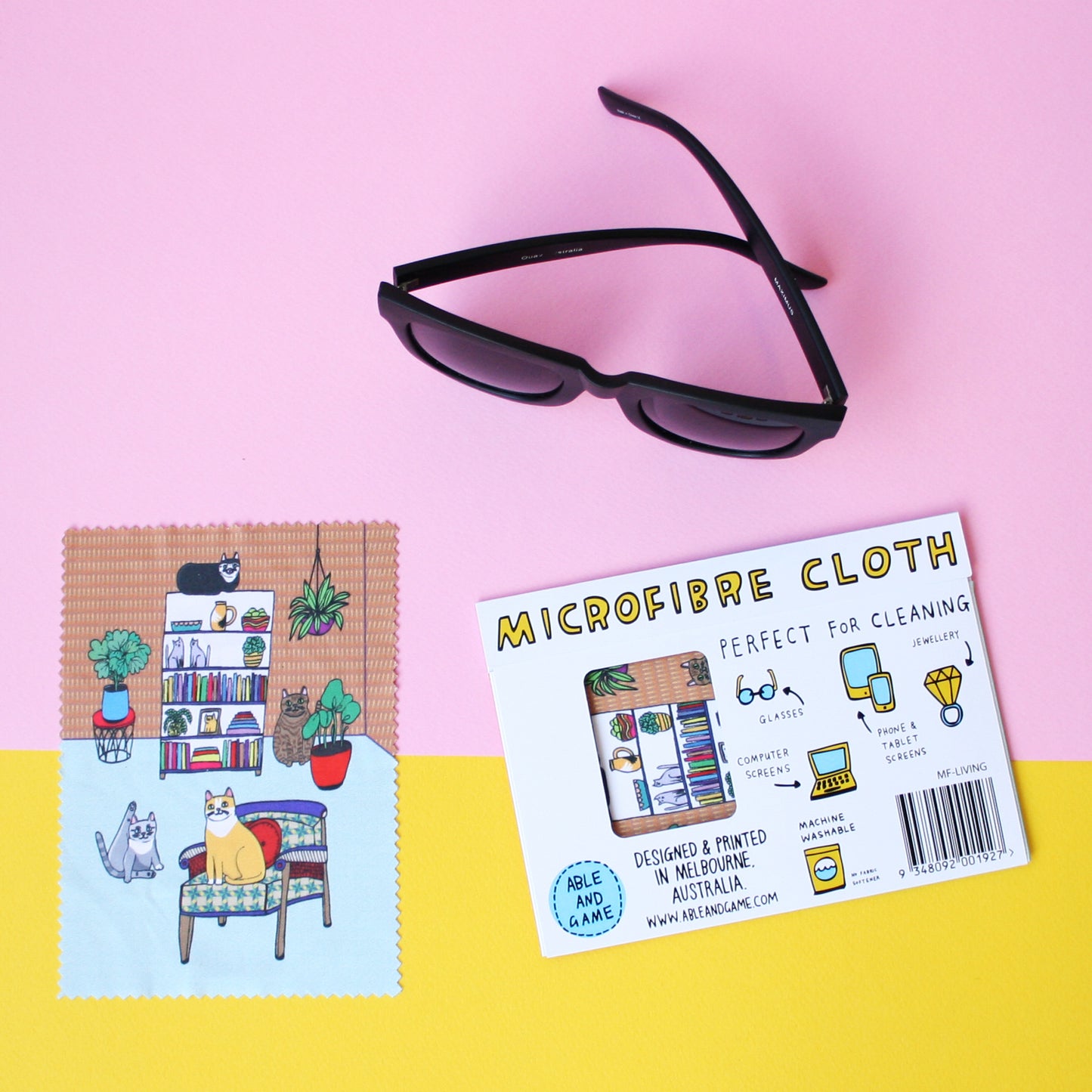 Cats In The Living Room - Microfibre Glasses Cleaning Cloth